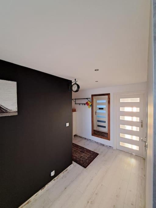 San Riverbank Apartment แชมิตช์ ภายนอก รูปภาพ